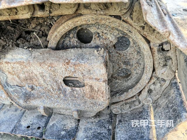 右導(dǎo)向輪（行走機(jī)構(gòu)）