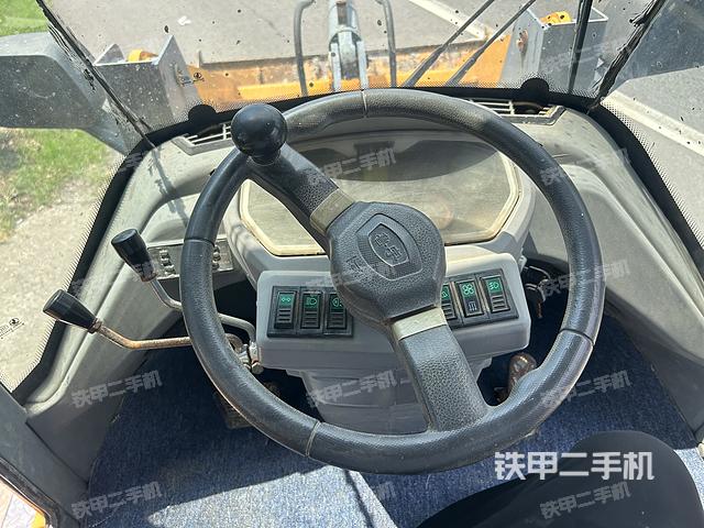 驾驶室操作台（整机外观及大件）