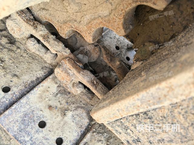 左驅(qū)動(dòng)輪（行走機(jī)構(gòu)）