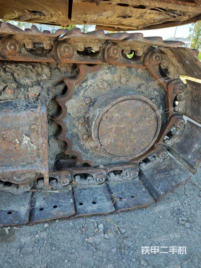 单侧履带整体（整机外观）