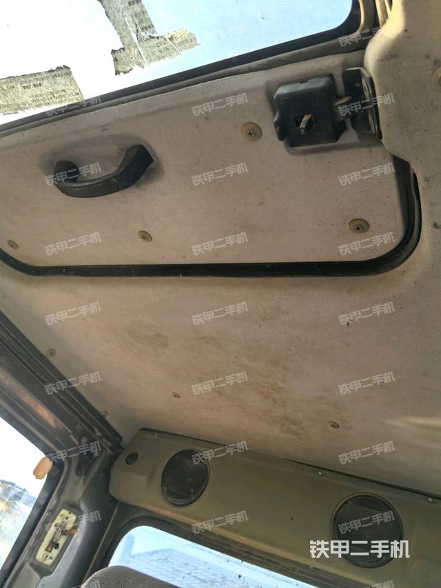 頂棚整體（駕駛室部分）