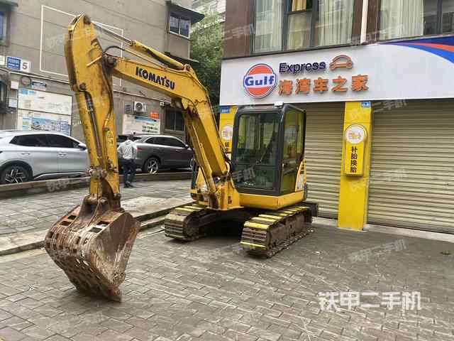 整機(jī)右后45°(整機(jī)外觀) 整機(jī)右后45°(整機(jī)外觀)