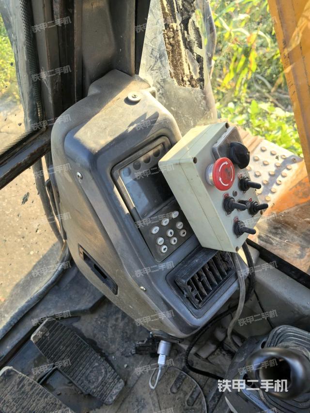 顯示屏?（駕駛室部分）