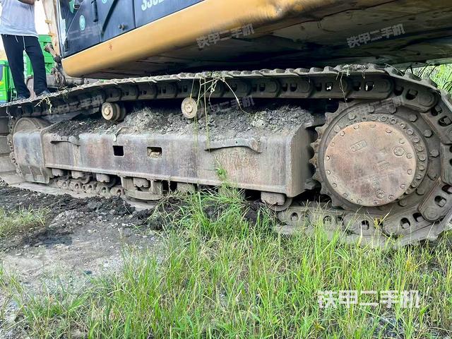 单侧履带整体（整机外观）