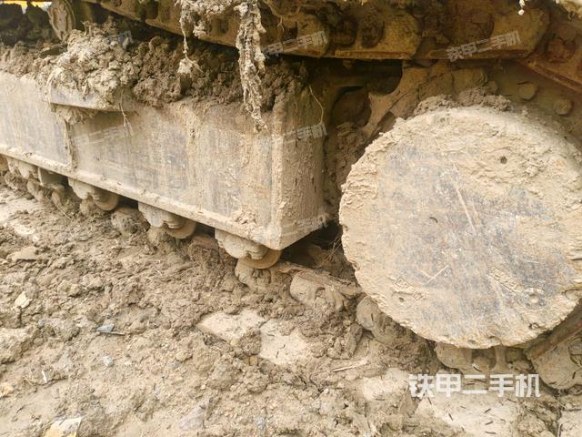 左導向輪(行走機構) 左導向輪(行走機構)