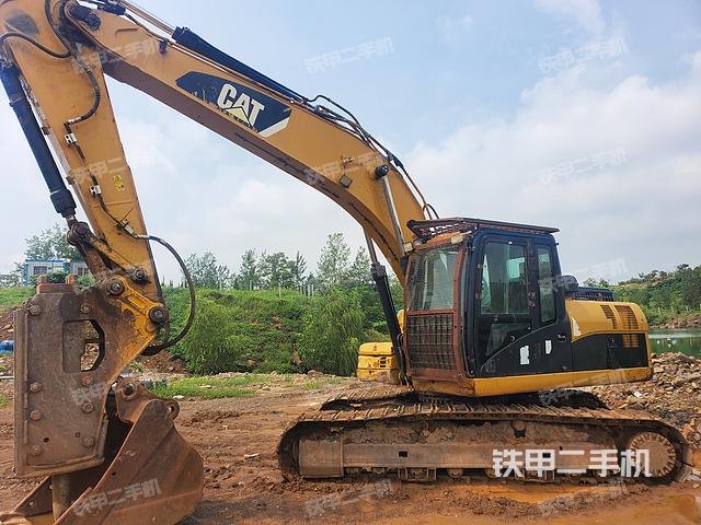 卡特彼勒323DL挖掘機(jī)