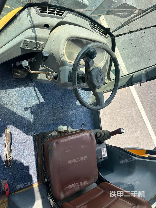 驾驶室工作台（整机外观及大件）