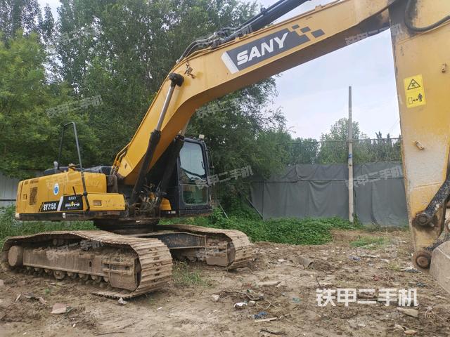 三一重工SY215C挖掘机