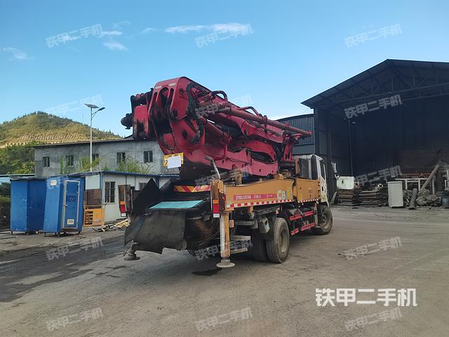 整机右侧（设备外观及核心部件）