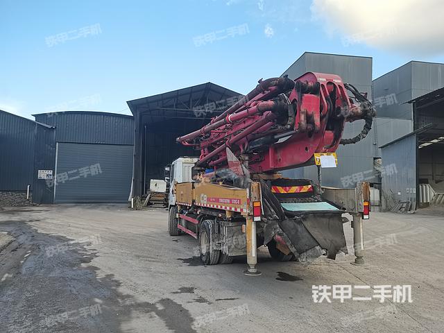 整机右后45°（设备外观及核心部件）