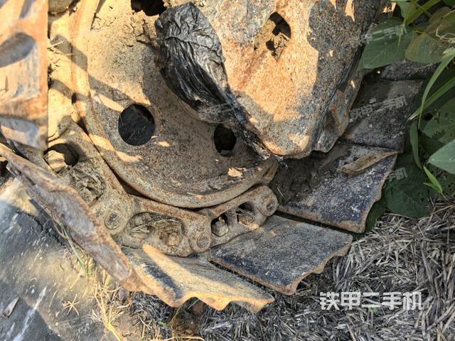 左導(dǎo)向輪（行走機(jī)構(gòu)）