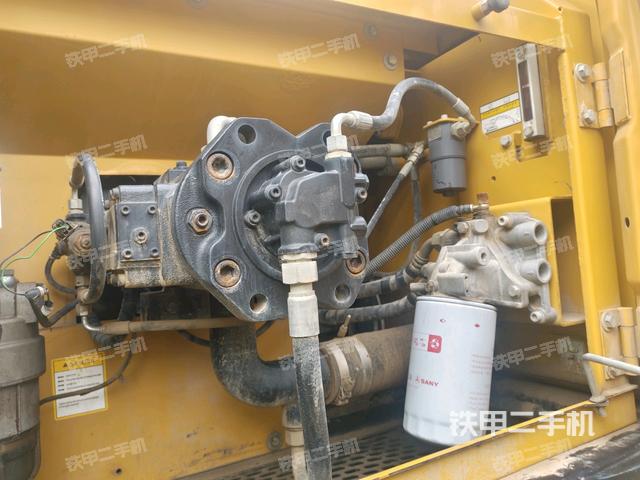 液壓泵室(大件艙室) 液壓泵室(大件艙室)