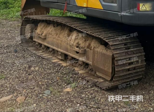 單側(cè)履帶整體（整機(jī)外觀）