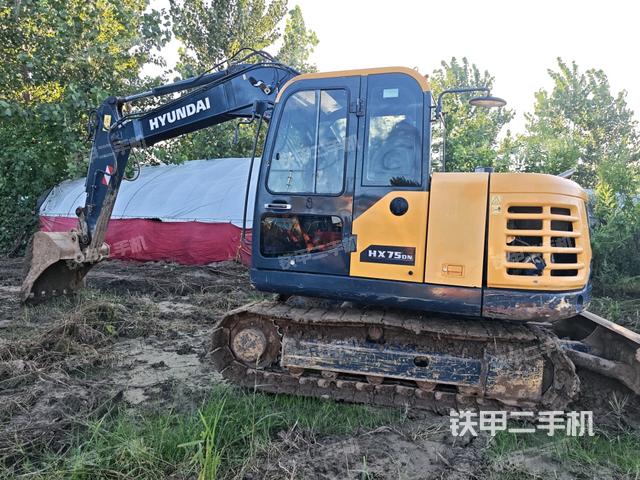 現(xiàn)代HX75DN挖掘機