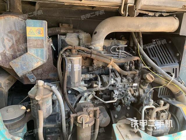 發(fā)動(dòng)機(jī)整體俯視(整機(jī)外觀) 發(fā)動(dòng)機(jī)整體俯視(整機(jī)外觀)