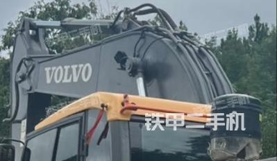 駕駛室頂部（整機(jī)外觀）