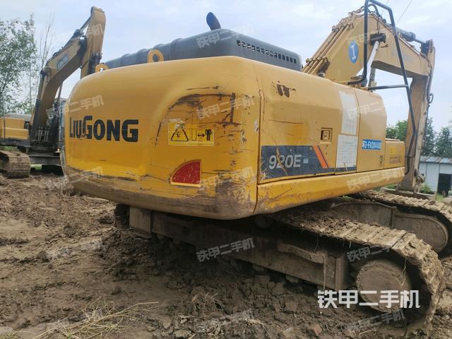 右后45(整機(jī)外觀) 右后45(整機(jī)外觀)