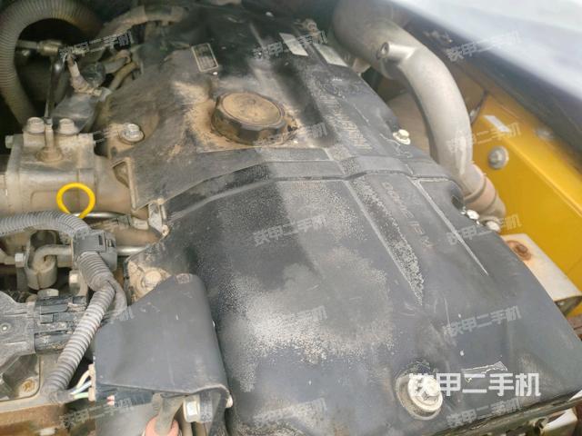 發(fā)動(dòng)機(jī)室(上車部件) 發(fā)動(dòng)機(jī)室(上車部件)