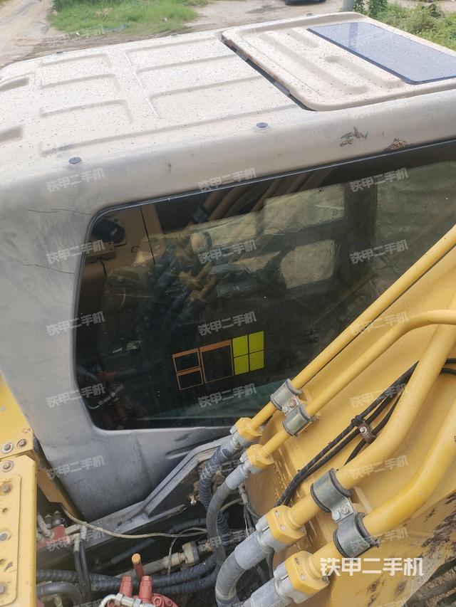 駕駛室頂部俯視(上車部件) 駕駛室頂部俯視(上車部件)