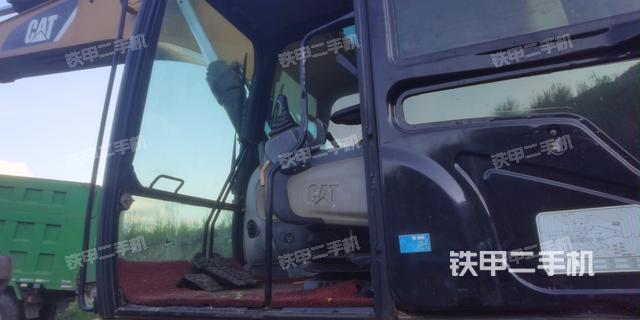 驾驶室整体（整机外观）