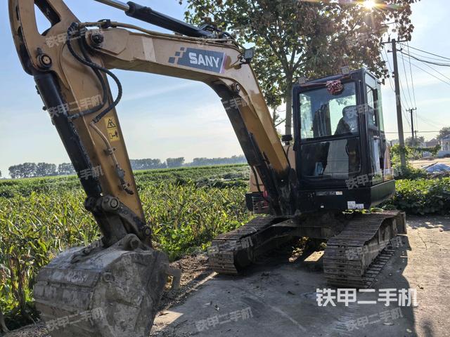 三一重工SY60C挖掘机