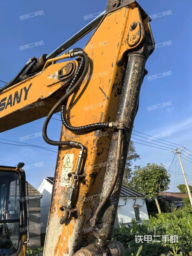 小臂整體右前（工作和回轉(zhuǎn)裝置）