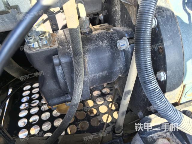 液壓泵室（大件艙室）