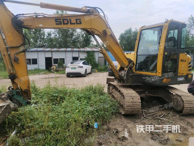 山東臨工E660FL挖掘機(jī)