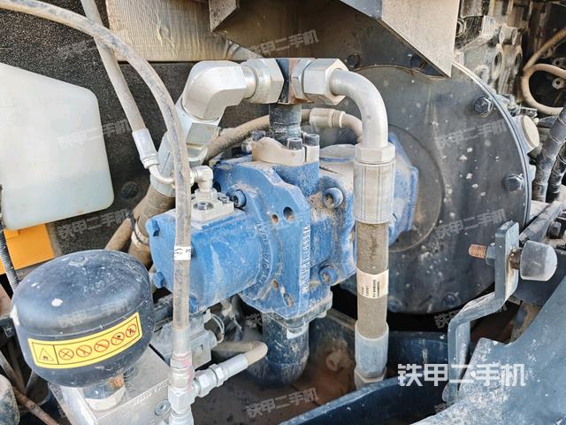 電瓶（大件艙室）