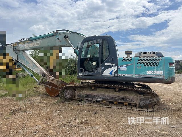 神鋼SK200超8挖掘機(jī)