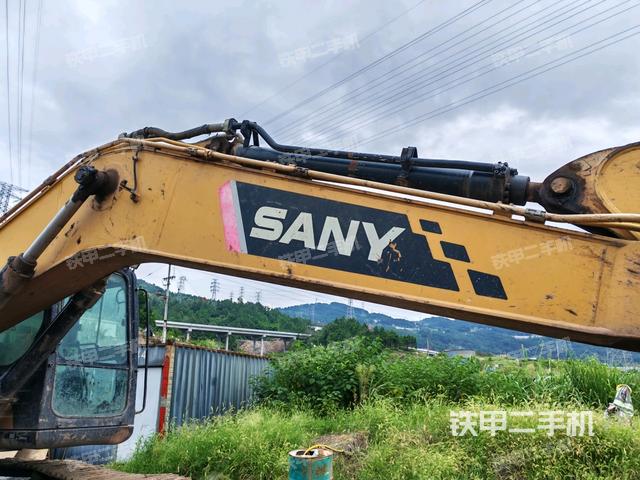 大臂整體?右側(cè)（工作和回轉(zhuǎn)裝置）