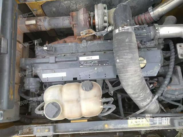 發(fā)動機整體俯視（整機外觀）