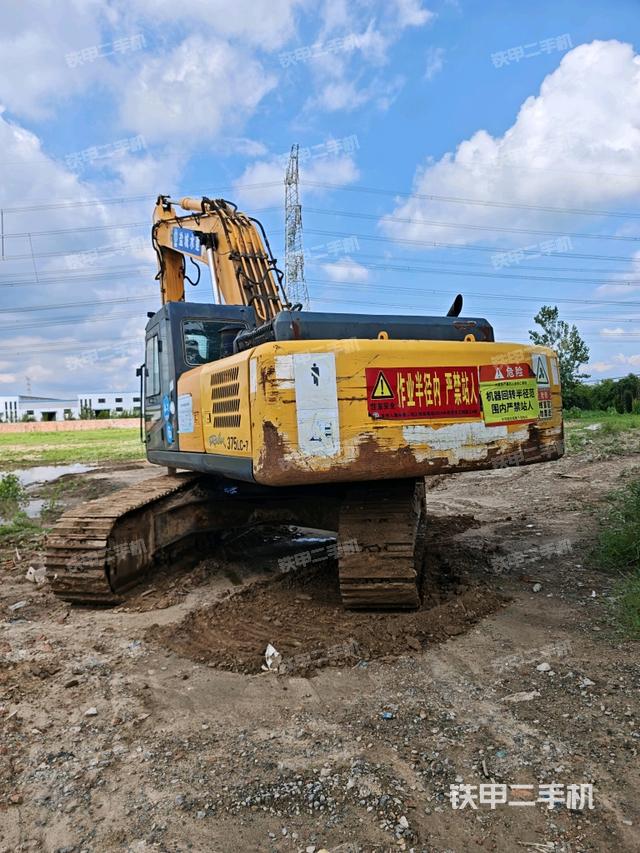 右前45(整機(jī)外觀) 右前45(整機(jī)外觀)