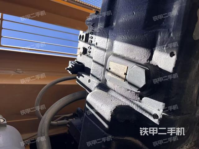 液壓泵斜45?左(大件艙室) 液壓泵斜45?左(大件艙室)