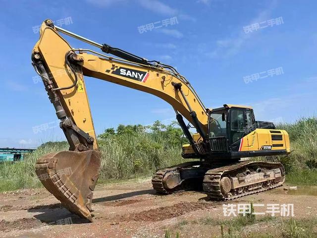 三一重工SY375H挖掘機(jī)