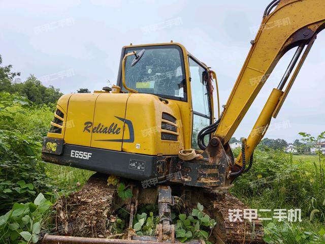整機右后45°(整機外觀) 整機右后45°(整機外觀)