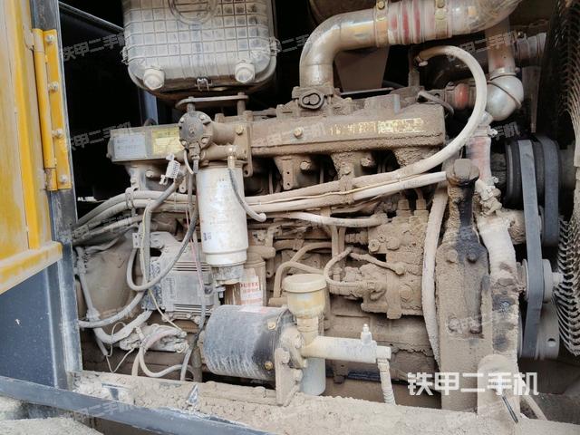 發(fā)動機(jī)左側(cè)(整機(jī)外觀及大件) 發(fā)動機(jī)左側(cè)(整機(jī)外觀及大件)