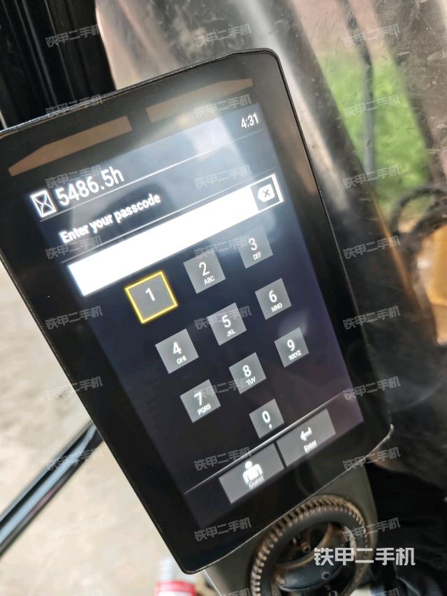 顯示屏?(駕駛室部分) 顯示屏?(駕駛室部分)