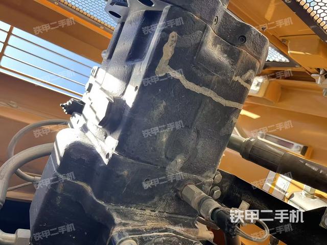 液壓泵室(大件艙室) 液壓泵室(大件艙室)
