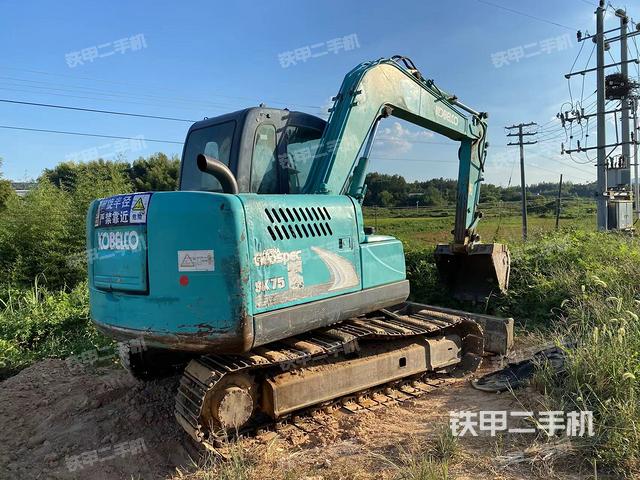 整機(jī)右后45°(整機(jī)外觀) 整機(jī)右后45°(整機(jī)外觀)
