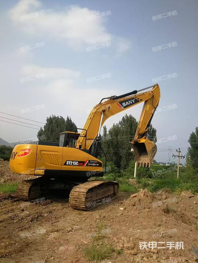 整機(jī)右后45°(整機(jī)外觀) 整機(jī)右后45°(整機(jī)外觀)