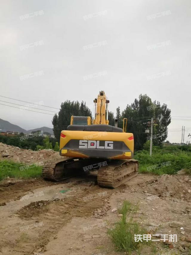 單側履帶整體（整機外觀）