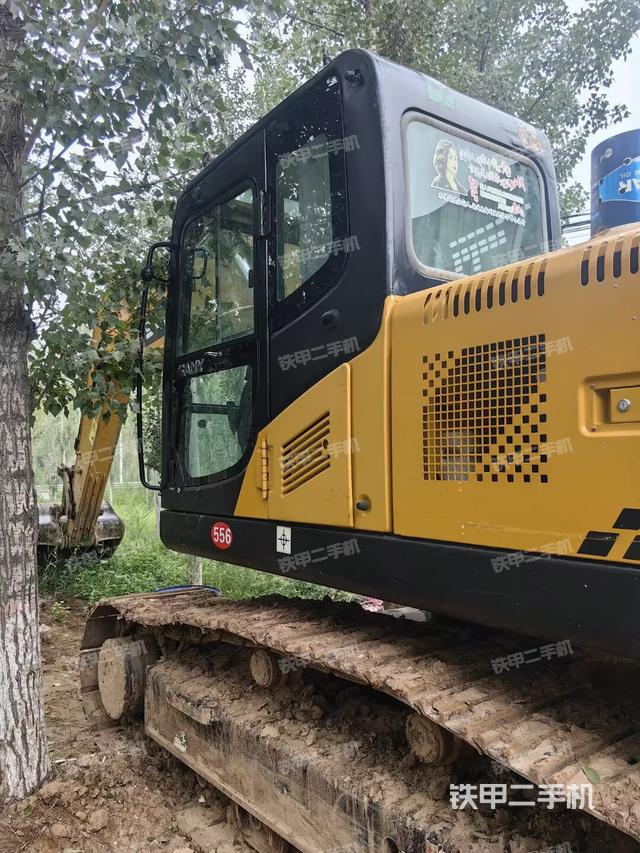 驾驶室整体（整机外观）