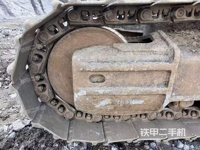 右側(cè)行走馬達(dá)蓋板(行走機(jī)構(gòu)) 右側(cè)行走馬達(dá)蓋板(行走機(jī)構(gòu))