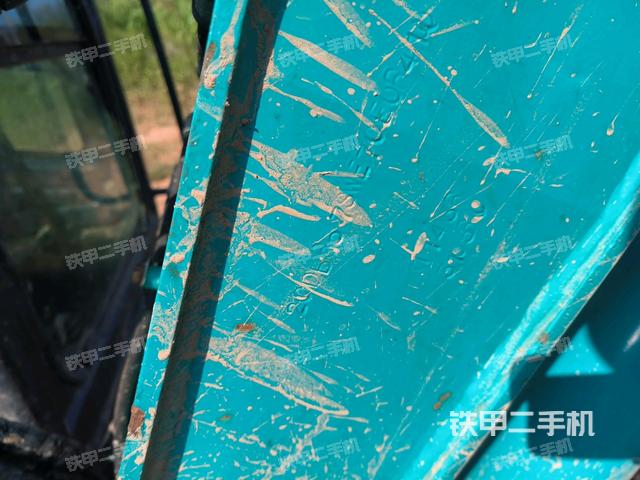 轉(zhuǎn)盤和下車架正前(工作和回轉(zhuǎn)裝置) 轉(zhuǎn)盤和下車架正前(工作和回轉(zhuǎn)裝置)