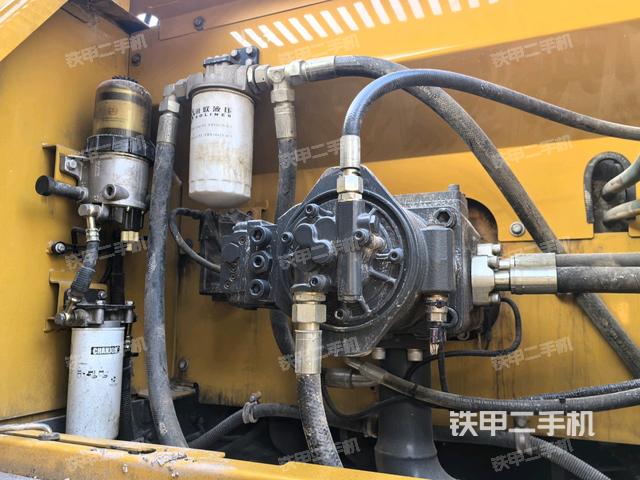 電瓶(大件艙室) 電瓶(大件艙室)