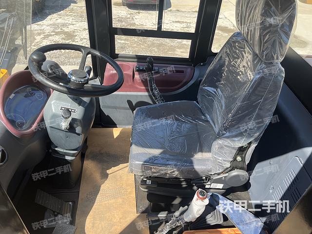 驾驶室工作台（整机外观及大件）