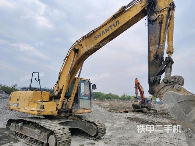 右前45(整機外觀) 右前45(整機外觀)