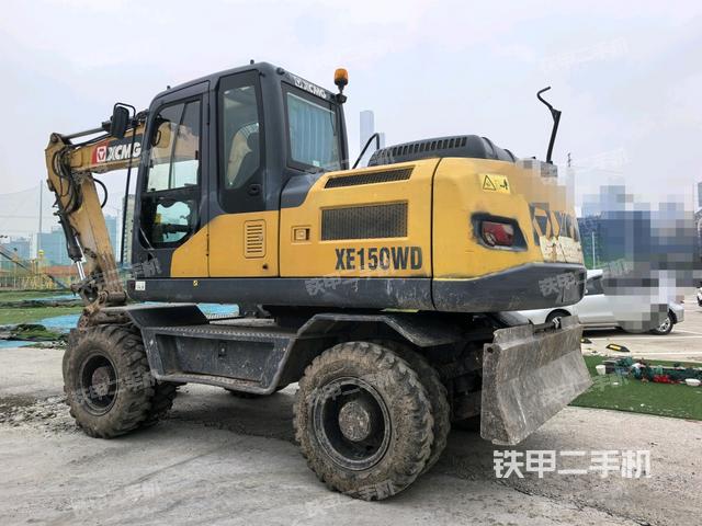 左后45(整機(jī)外觀) 左后45(整機(jī)外觀)