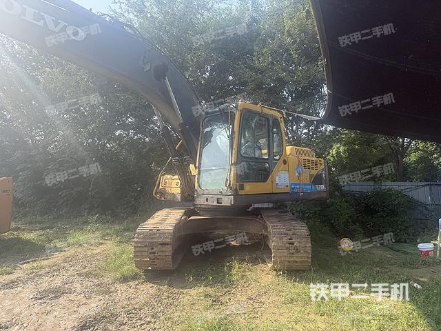 沃爾沃EC210B挖掘機(jī)
